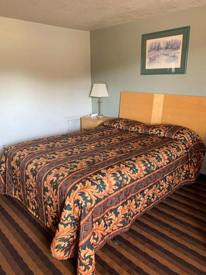 Budget Lodge Newton Falls Buitenkant foto